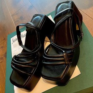 Toinet Leather Platform Sand. Brand: Chelsea Paris